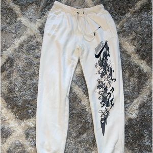 Nike Women’s Sweats